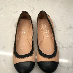 Ballet flats